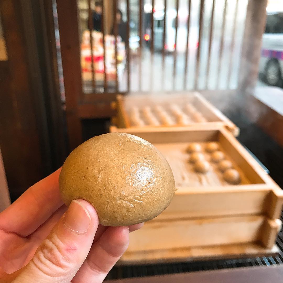 有馬名物良湯饅頭(よい湯まんじゅう)｜三津森 總店 有馬溫泉必吃美食良湯饅頭 有馬溫泉一泊二食行程 有馬溫泉必去景點懶人包