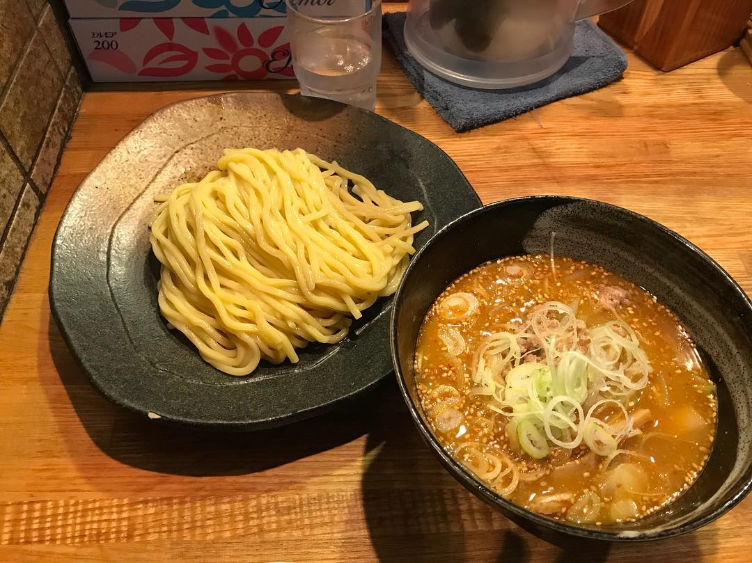 心齋橋拉麵 道頓堀拉麵 自定製麵條：沾麵屋 Yasubee 道頓堀店（つけ麺屋 やすべえ 道頓堀店）【大阪深夜美食】大阪道頓堀深夜營業拉麵店6選！