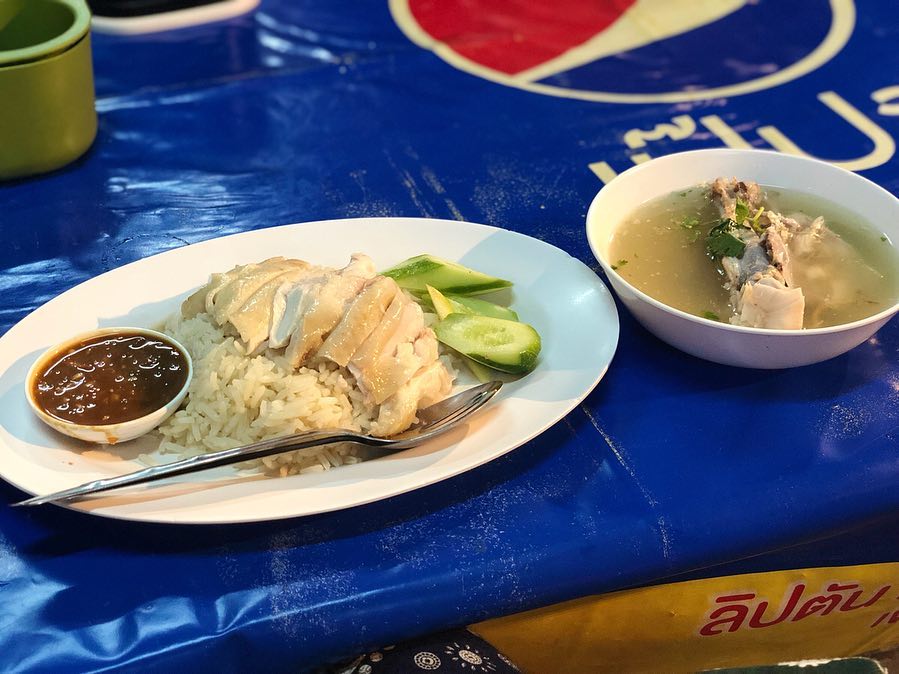 Heng Heng chicken rice Heng Heng Khao Man Khai 曼谷 興興雞飯 曼谷興興雞飯 曼谷興興海南雞飯 曼谷 興興海南雞飯 曼谷 Heng Heng 水門雞飯 曼谷美食 曼谷必食 曼谷 雞飯 曼谷雞飯 曼谷海南雞飯 曼谷 海南雞飯 曼谷自由行 曼谷好去處 Bangkok