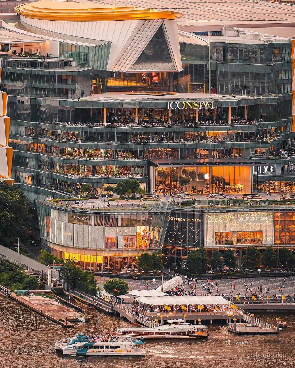 ICONSIAM｜泰國 Thailand 泰國必食 泰國必吃 泰國必到 泰國必去 泰國必買 泰國必掃 泰國自由行 行程 泰國行程包 泰國懶人包 泰國好去處 泰國景點 泰國必到景點 泰國必去景點 泰國美食 泰國交通 泰國攻略 泰國自由行行程 泰國自由行行程推薦 泰國酒店 泰國飯店 泰國酒店推薦 泰國飯店推薦 泰國必住酒店 泰國必住飯店 泰國必食2019 泰國必吃2019 泰國必到2019 泰國必去2019 泰國必買2019 泰國必掃2019 泰國自由行2019 泰國行程2019 泰國行程包2019 泰國懶人包2019 泰國好去處2019 泰國景點2019 泰國必到景點2019 泰國必去景點2019 泰國美食2019 泰國交通2019 泰國攻略2019 泰國自由行行程2019 泰國自由行行程推薦2019 泰國酒店2019 泰國飯店2019 泰國酒店推薦2019 泰國飯店推薦2019 泰國必住酒店2019 泰國必住飯店2019 曼谷 Bangkok 曼谷必食 曼谷必吃 曼谷必到 曼谷必去 曼谷必買 曼谷必掃 曼谷自由行 行程 曼谷行程包 曼谷懶人包 曼谷好去處 曼谷景點 曼谷必到景點 曼谷必去景點 曼谷美食 曼谷交通 曼谷攻略 曼谷自由行行程 曼谷自由行行程推薦 曼谷酒店 曼谷飯店 曼谷酒店推薦 曼谷飯店推薦 曼谷必住酒店 曼谷必住飯店 曼谷必食2019 曼谷必吃2019 曼谷必到2019 曼谷必去2019 曼谷必買2019 曼谷必掃2019 曼谷自由行2019 曼谷行程2019 曼谷行程包2019 曼谷懶人包2019 曼谷好去處2019 曼谷景點2019 曼谷必到景點2019 曼谷必去景點2019 曼谷美食2019 曼谷交通2019 曼谷攻略2019 曼谷自由行行程2019 曼谷自由行行程推薦2019 曼谷酒店2019 曼谷飯店2019 曼谷酒店推薦2019 曼谷飯店推薦2019 曼谷必住酒店2019 曼谷必住飯店2019 Central World เซ็นทรัลเวิลด์ ICONSIAM ไอคอนสยาม Central Embassy เซ็นทรัล เอ็มบาสซี Emporium EMQuartier เอ็มควอเทียร์ Mega Bangna ศูนย์การค้าเมกาบางนา The Market Bangkok Terminal 21 Asok CentralPlaza WestGate เซ็นทรัลพลาซา เวสต์เกต Donki Mall Thonglor iconsiam酒店 iconsiam 2019 iconsiam點去 iconsiam營業時間 曼谷iconsiam交通 iconsiam曼谷 iconsiam商城 iconsiam blog iconsiam官網 iconsiam購物中心