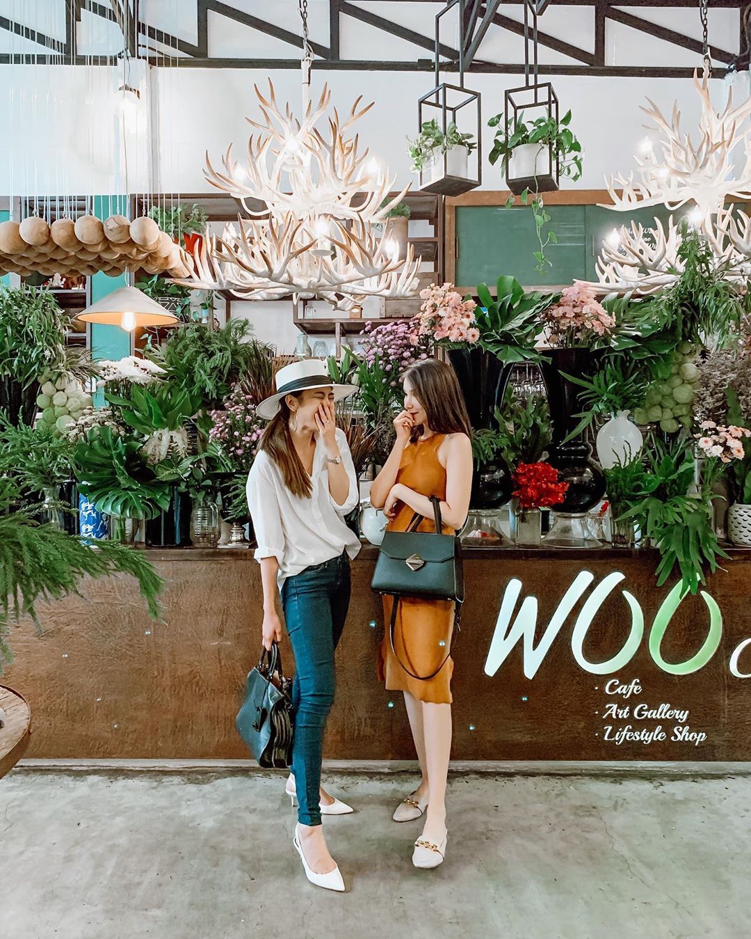 Woo Cafe & Art Gallery｜泰國 Thailand 泰國必食 泰國必吃 泰國必到 泰國必去 泰國必買 泰國必掃 泰國自由行 行程 泰國行程包 泰國懶人包 泰國好去處 泰國景點 泰國必到景點 泰國必去景點 泰國美食 泰國交通 泰國攻略 泰國自由行行程 泰國自由行行程推薦 泰國酒店 泰國飯店 泰國酒店推薦 泰國飯店推薦 泰國必住酒店 泰國必住飯店 泰國必食2019 泰國必吃2019 泰國必到2019 泰國必去2019 泰國必買2019 泰國必掃2019 泰國自由行2019 泰國行程2019 泰國行程包2019 泰國懶人包2019 泰國好去處2019 泰國景點2019 泰國必到景點2019 泰國必去景點2019 泰國美食2019 泰國交通2019 泰國攻略2019 泰國自由行行程2019 泰國自由行行程推薦2019 泰國酒店2019 泰國飯店2019 泰國酒店推薦2019 泰國飯店推薦2019 泰國必住酒店2019 泰國必住飯店2019 清邁 Chiang Mai 清邁必食 清邁必吃 清邁必到 清邁必去 清邁必買 清邁必掃 清邁自由行 清邁行程 清邁行程包 清邁懶人包 清邁好去處 清邁景點 清邁必到景點 清邁必去景點 清邁美食 清邁交通 清邁攻略 清邁自由行行程 清邁自由行行程推薦 清邁酒店 清邁飯店 清邁酒店推薦 清邁飯店推薦 清邁必住酒店 清邁必住飯店 清邁必食2019 清邁必吃2019 清邁必到2019 清邁必去2019 清邁必買2019 清邁必掃2019 清邁自由行2019 行程2019 清邁行程包2019 清邁懶人包2019 清邁好去處2019 清邁景點2019 清邁必到景點2019 清邁必去景點2019 清邁美食2019 清邁交通2019 清邁攻略2019 清邁自由行行程2019 清邁自由行行程推薦2019 清邁酒店2019 清邁飯店2019 清邁酒店推薦2019 清邁飯店推薦2019 清邁必住酒店2019 清邁必住飯店2019 泰國文青 清邁文青 泰國文青景點 清邁文青景點 Baan Kang Wat MAIIAM Contemporary Art Museum MAIIAM The Giant Chiangmai Woo Cafe & Art Gallery Wild Coffee & Bistro Asama Cafe GRAPH CAFE The Booksmith woo cafe台北 woo cafe大直 woo cafe菜單 woo cafe att woo cafe台中 woo cafe高雄 woo cafe推薦 woo曼谷 清邁濱河區餐廳