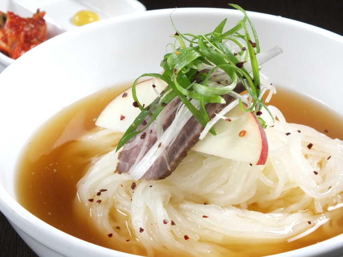 手打冷麵（手打ち冷麺｜680円）｜大阪燒肉 大阪美食 一頭牛燒肉套餐 杜如風推介 關西攻略弍推介 和牛燒肉 平野焼肉 うし田一頭牛燒肉套餐（まるごと一頭　ぎゅうぎゅう）